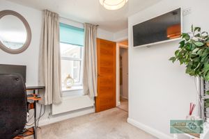 Photo 21- click for photo gallery